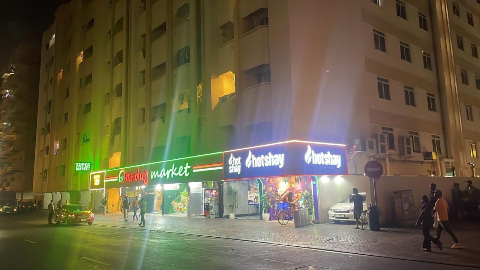Yoi Pod Hostel - Deira Dubai Exterior photo