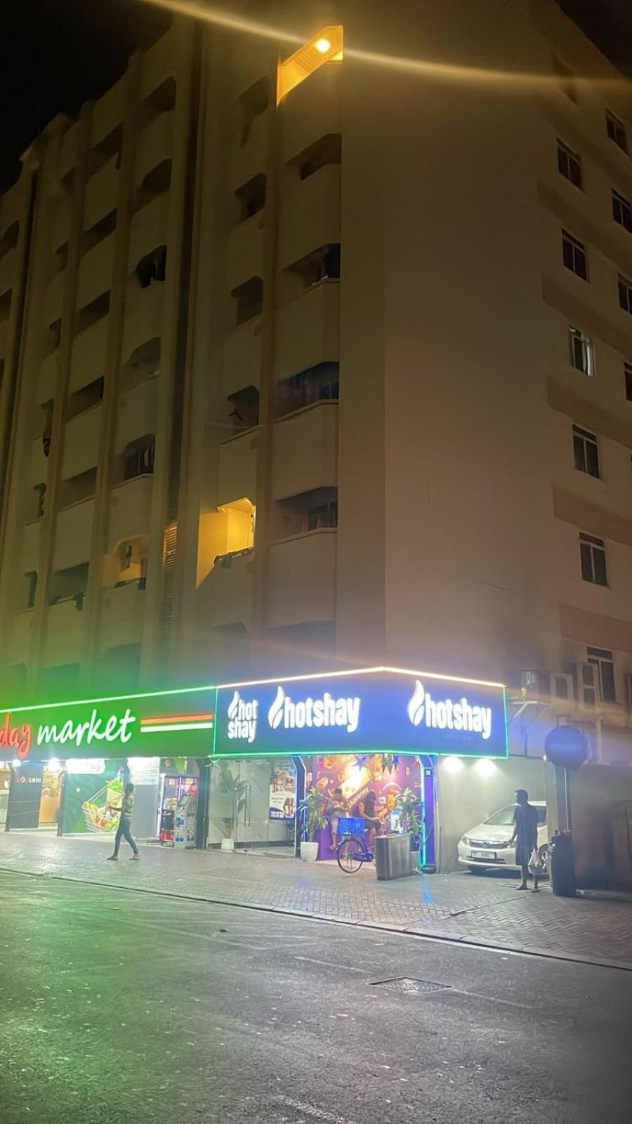 Yoi Pod Hostel - Deira Dubai Exterior photo